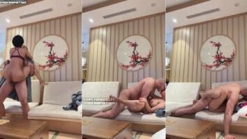 Sugar Daddy Suka Ngentot Bondol Sexy Rambut Pendek
